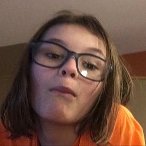 Meet your Posher, Makayla